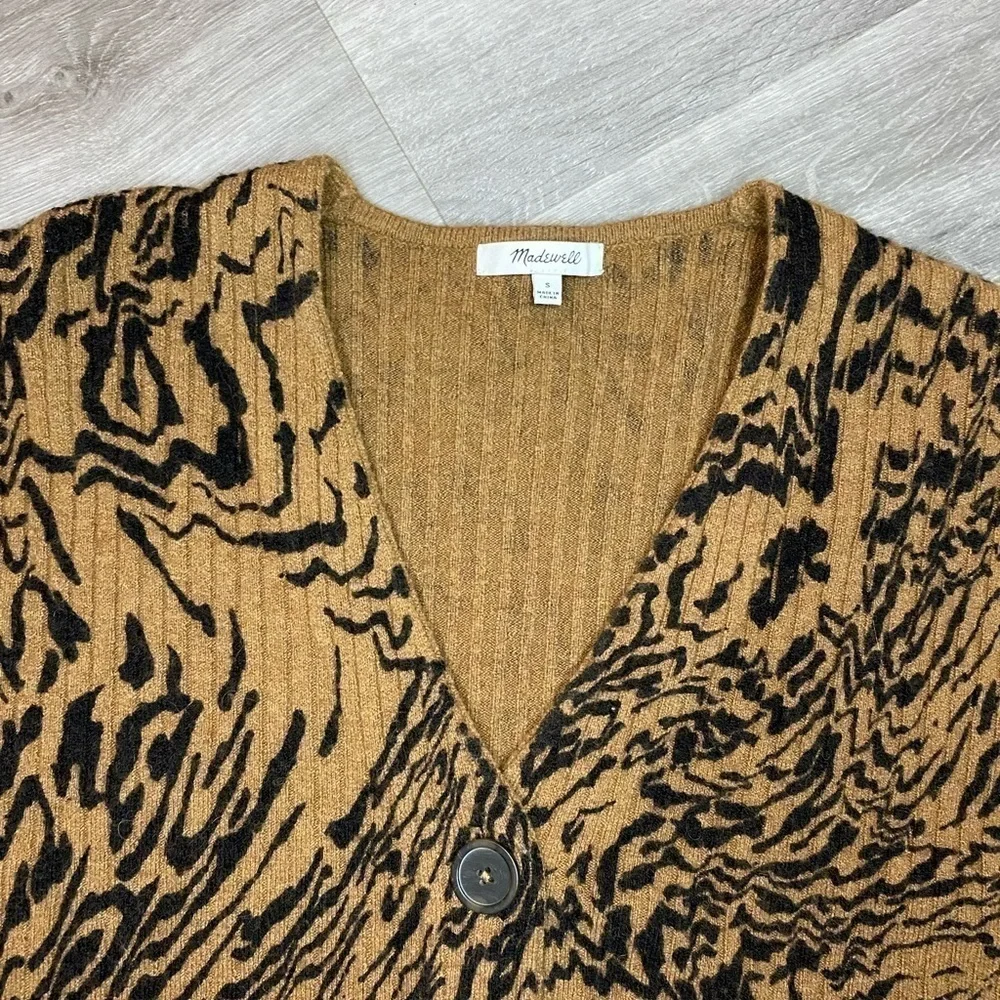 Madewell Tigerized Cameron Ribbed Cardigan Sweater in Coziest Yarn